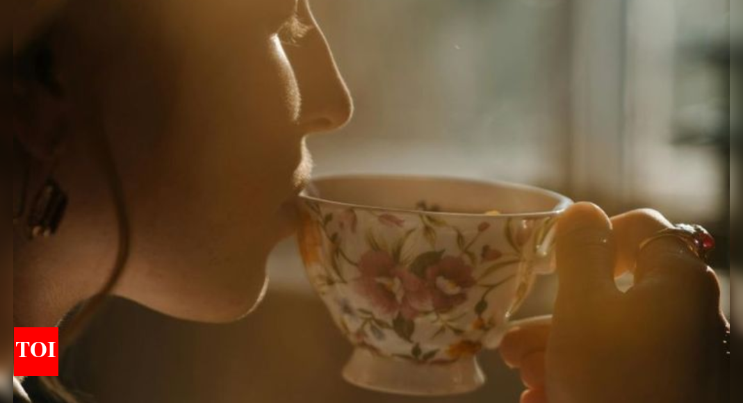 Excessive Tea Consumption: Side Effects on Skin and Health