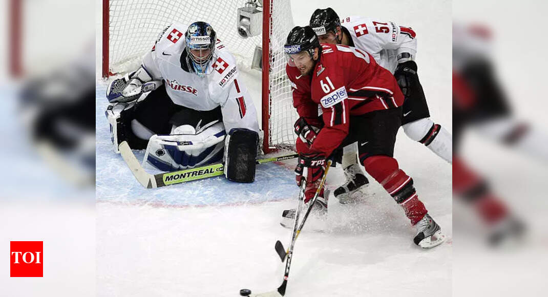 Calder Cup Playoffs 2025: Checkers and Rocket Lead the Charge