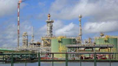 Suriname president vows oil bonanza won't hit carbon-negative status