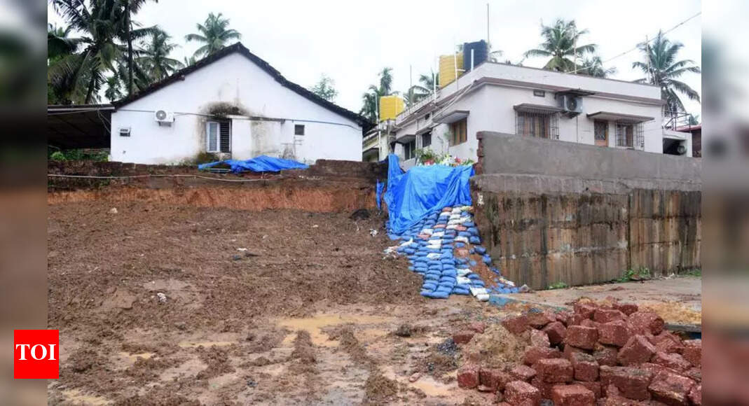 Mangaluru Rain Floods Construction Site, Damages Property