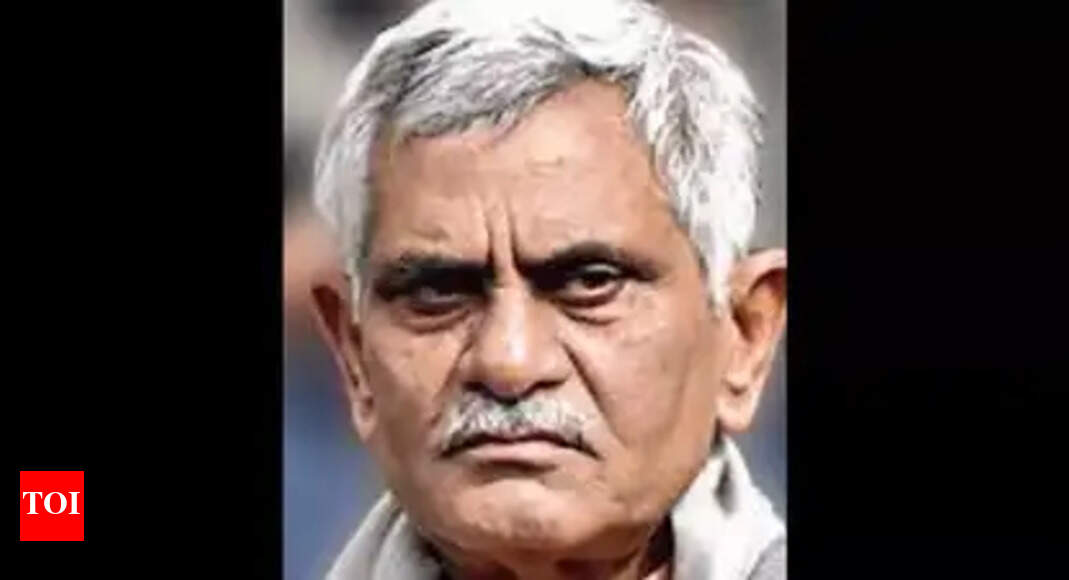 BJP Leader Accuses Congress of Historical Bias in Education