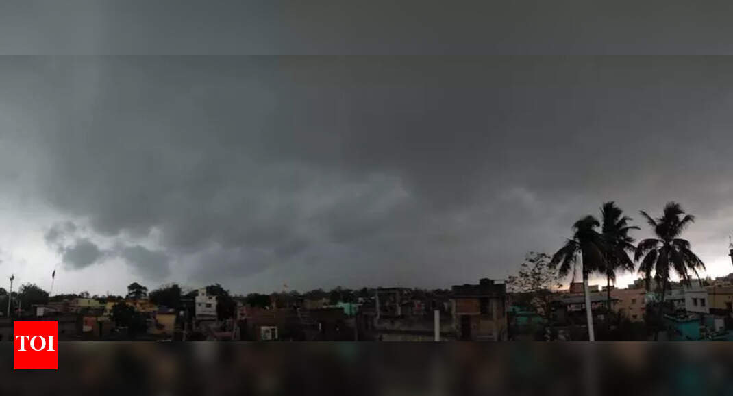 Monsoon Arrives Early in Maharashtra, Disrupting Sowing