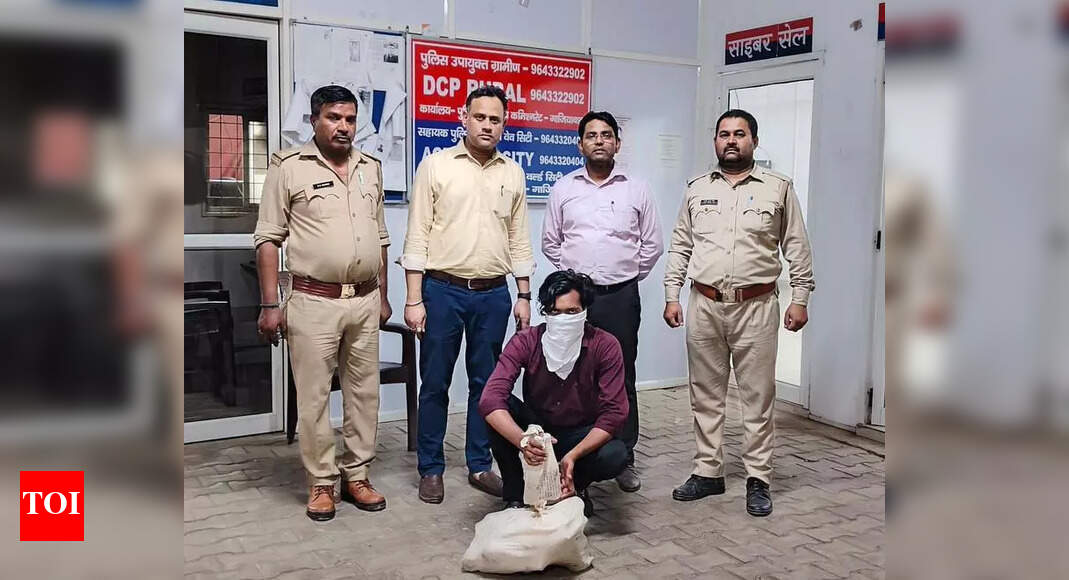 Banquet Hall Raided in Ghaziabad for Serving Alcohol Illegally