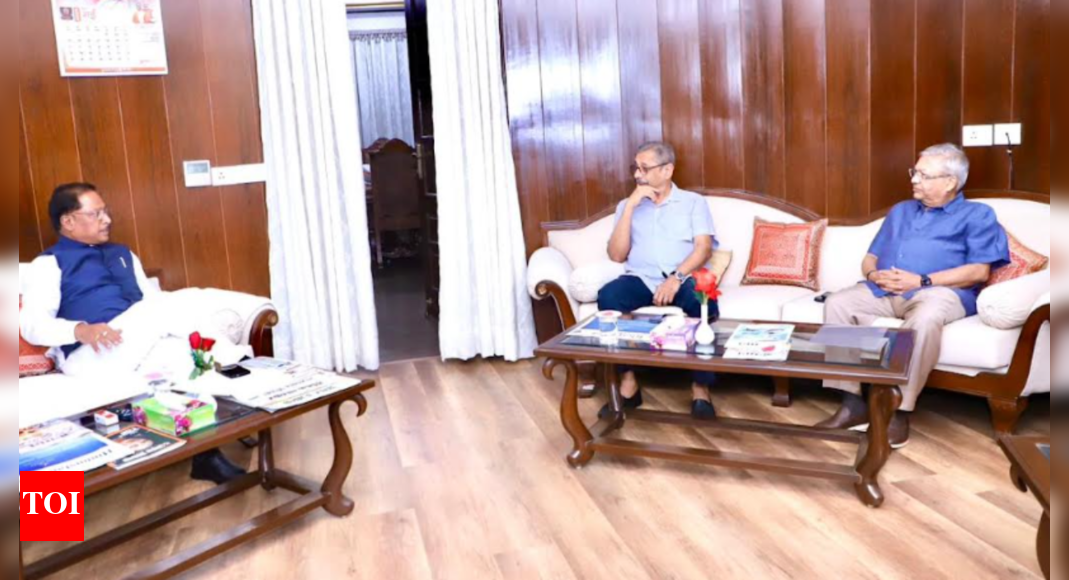 Chhattisgarh CM Meets Business Leaders, Proposes Major Investments