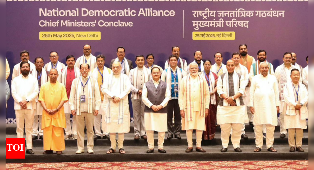 Chhattisgarh's Bastar Model Praised by PM Modi at Conclave