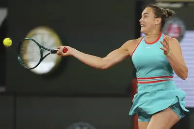French Open: Sabalenka, Svitolina, Zheng cruise into second round