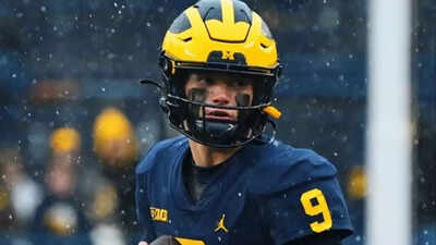 Vikings ignore Rodgers rumors as J J McCarthy takes spotlight