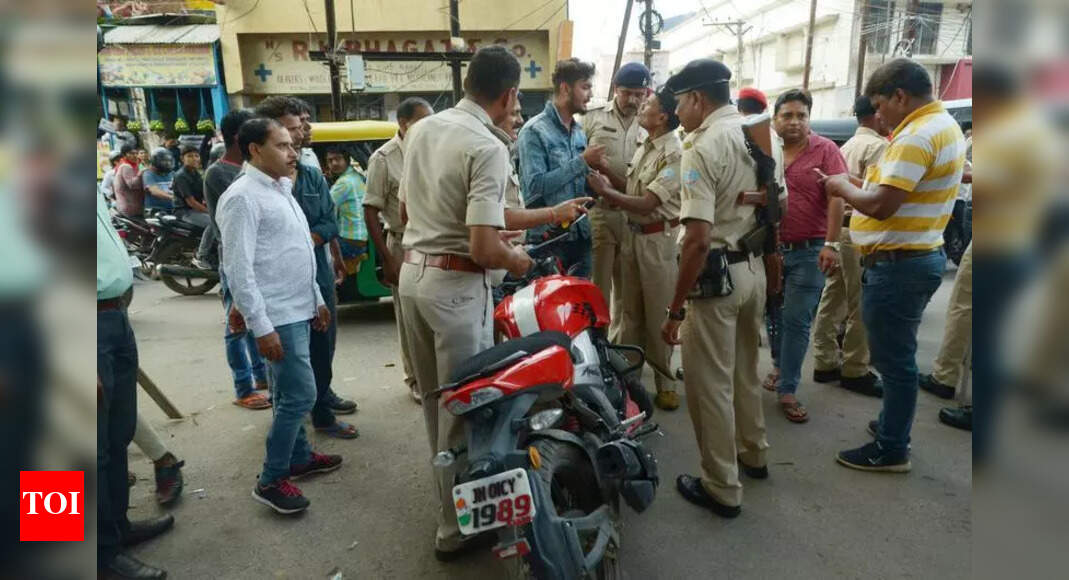 Ranchi Police Launches Campaign Against Illegal Gatherings, Detains Individuals