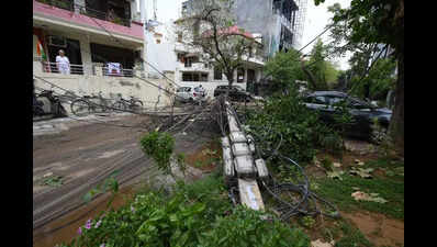 4 hours of storm but ‘felt like a cyclone’
