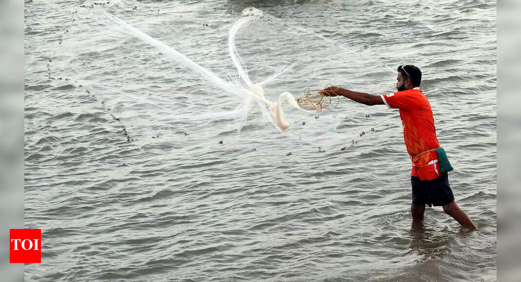 Cavelossim Gram Sabha Addresses Fishermen Housing, River Issues
