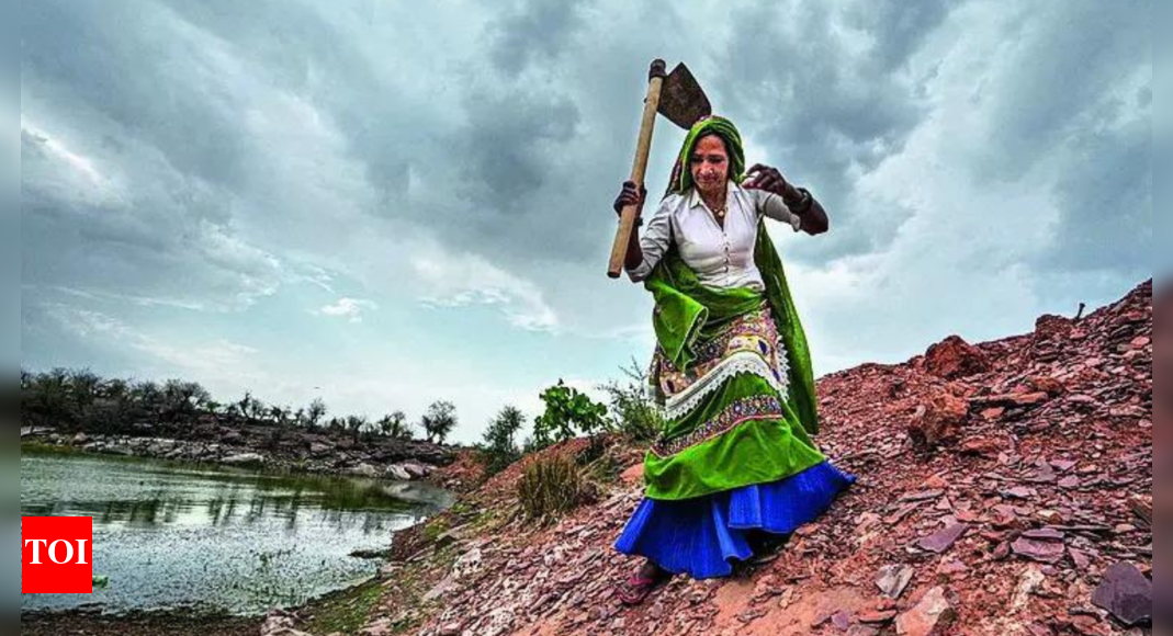 Ex-Dacoits' Wives in Rajasthan Fight Drought with Water Conservation