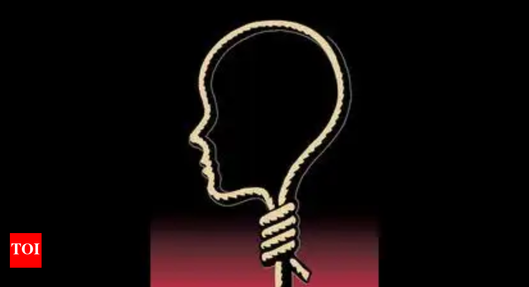 12-year-old Kolkata boy gets entangled in swing ropes while playing ...