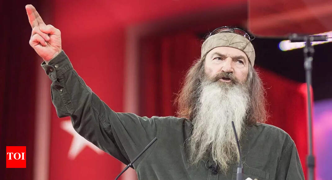 Phil Robertson Net Worth: Phil Robertson dies at 79: What was the Duck  Dynasty star's net worth and who will inherit his fortune? | - Times of  India