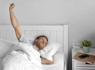 Things you should avoid seeing after waking up in the morning