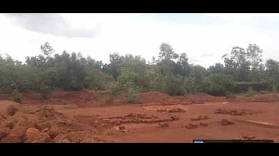 FIRs against officer, lessee for illegal extraction of laterite from Bariko quarry