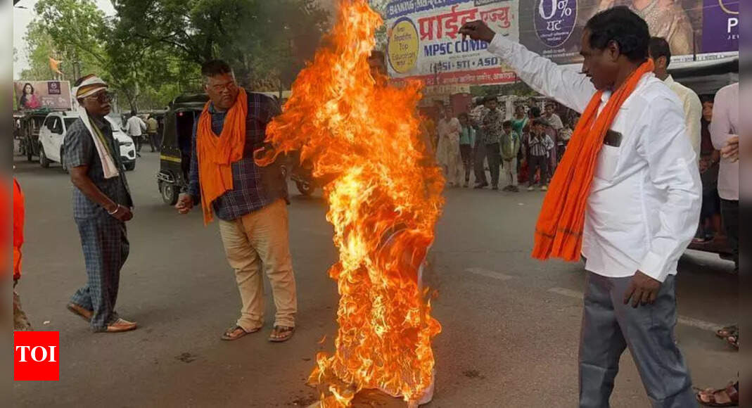 Infighting Erupts Within Shiv Sena in Akola, Maharashtra