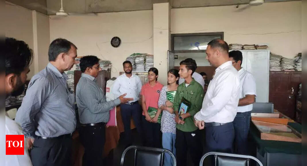Punjab Schools to Launch Student Circles to Enhance Learning