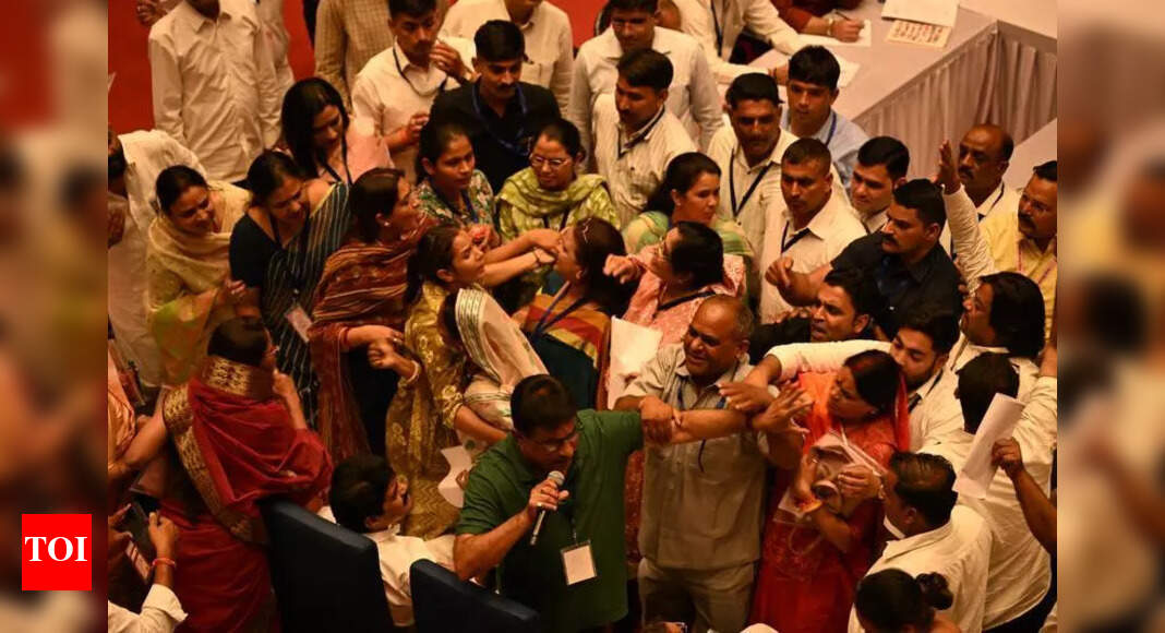 Jaipur Municipal Board Meeting Ends in Disarray After Heated Exchanges