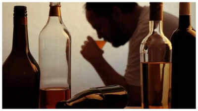 Saudi to lift alcohol ban? Official denies report