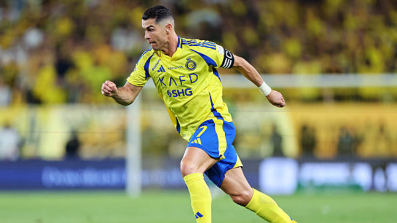 Cristiano Ronaldo Playing Football