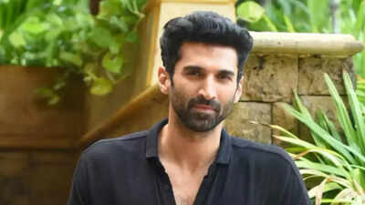 Woman trespasses into Aditya Roy Kapur's home in Mumbai, complaint filed against her