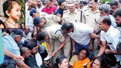 Sudden brake: Karnataka cops stop bike for check, 4-year-old falls & dies