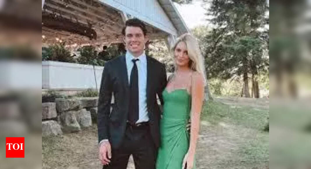 Carter Verhaeghe Marries Casey Engleson in Florida