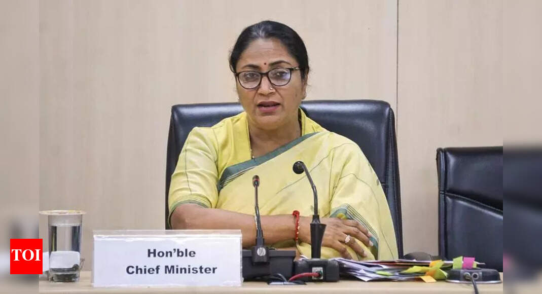 Government Launches Health Card for Seniors Aged 70+