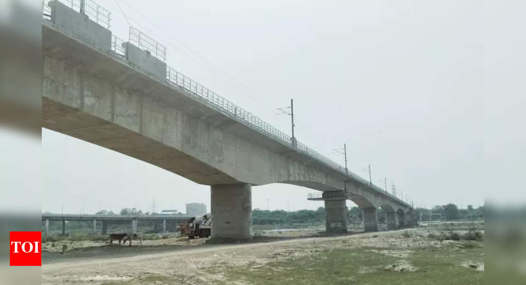New Yamuna bridge built using cantilever method to boost Delhi Metro’s Phase IV expansion