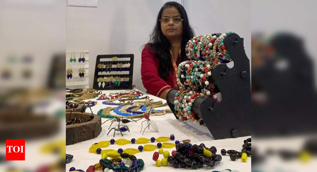 Uttar Pradesh Expands Canteens to Support Women's Livelihoods