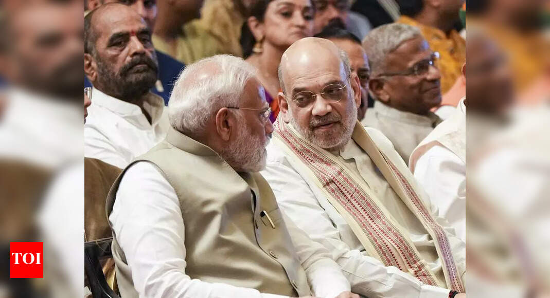 Modi's Bengal Visit Amid TMC Criticism and Election Preparations