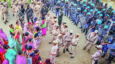Meitei protesters lock up ceo, gsi offices in imphal