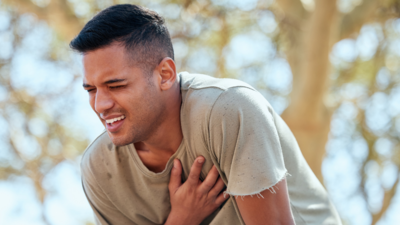 8 early symptoms of heart blockage to watch out for