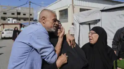 Gunfire at a new Gaza aid distribution hub leave 1 dead and 48 injured