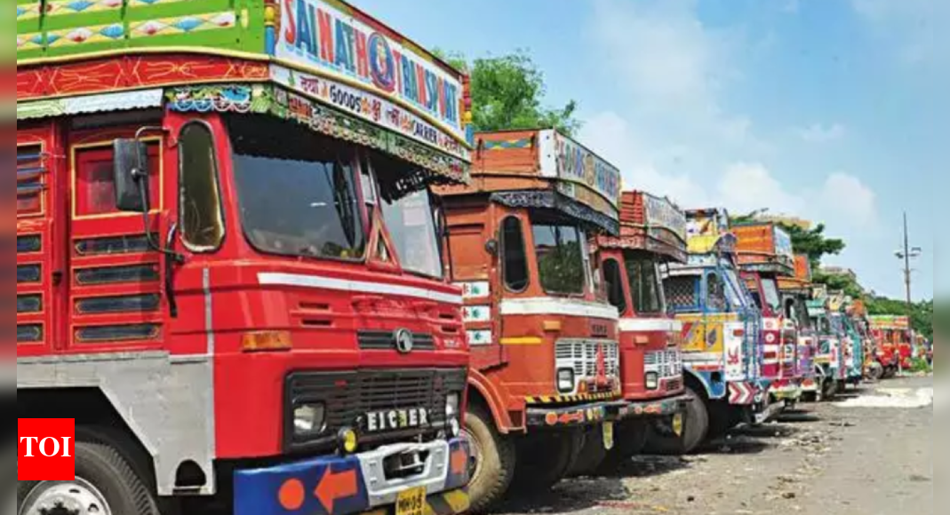 India's Ageing Truck Fleet to Boost Replacement Demand in M&HCV Market
