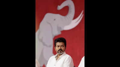 People will unseat DMK in 10 months: Vijay
