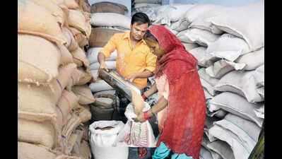 Centre flags 90,000 inactive ration cards in Telangana, govt begins verification drive