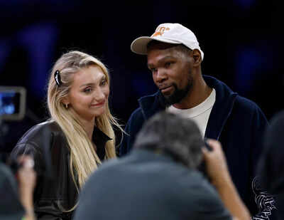 Kevin Durant’s focused glance at Cameron Brink has basketball fans talking