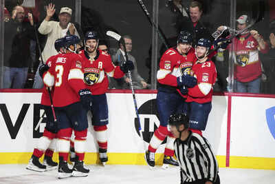 Paul Maurice confirms Sam Reinhart, A.J. Greer, Niko Mikkola return for Panthers’ crucial Game 5