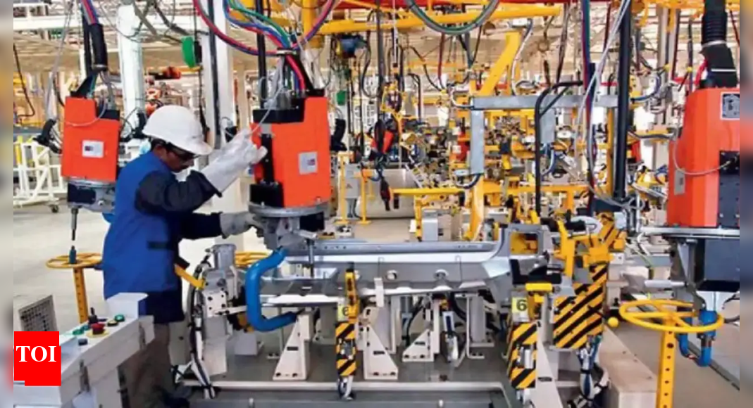 India's Economy to Remain Strong in FY26, Tax Revenue Up