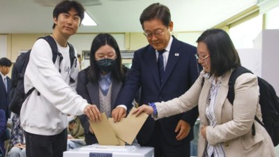 Early voting starts for South Korea election triggered by martial law