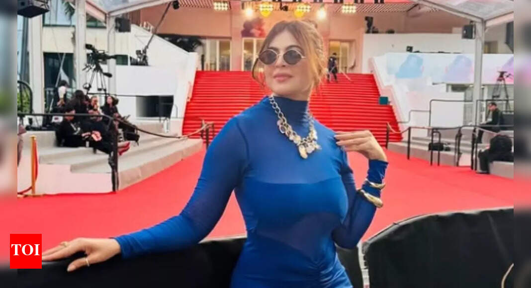 Komal Thacker dazzles at Cannes 2025: Bold, beautiful & unstoppable on the red carpet