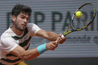 French Open 2025: At Roland Garros, Carlos Alcaraz progresses, Casper Ruud doesn't