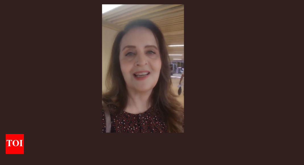 Actress Slams Karachi Airport's Poor Facilities, No Water