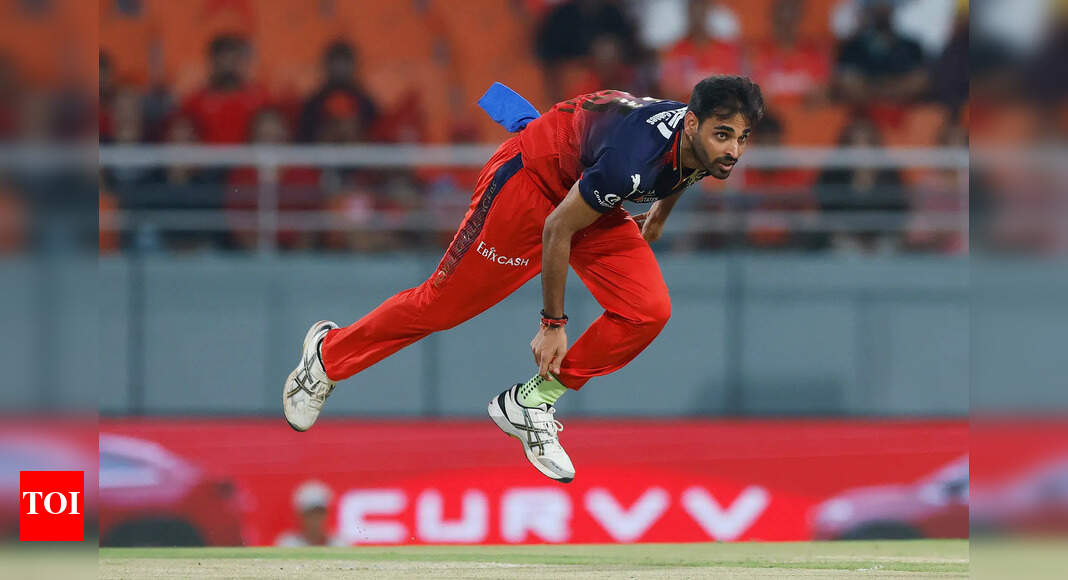 IPL Qualifier 1 LIVE: PBKS crumble early, Three down in Powerplay