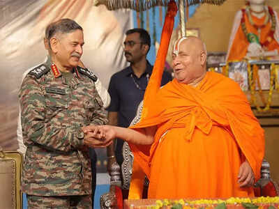  Spiritual leader Jagadguru Rambhadracharya shares blessing given to Army chief Upendra Dwivedi