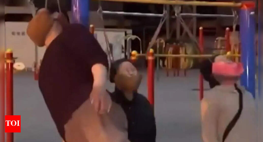 China's Controversial Neck-Hanging Method for Insomnia