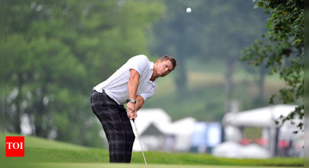 The Miz Enjoys Golfing With Family and Friends on YouTube