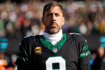  Aaron Rodgers opens up about family and fatherhood as fans await his next NFL move
