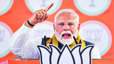 PM Modi sounds poll bugle in West Bengal, tears into Didi's 'nirmam' government